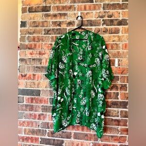 Vocal USA Green Floral Cover Women’s Size:Small